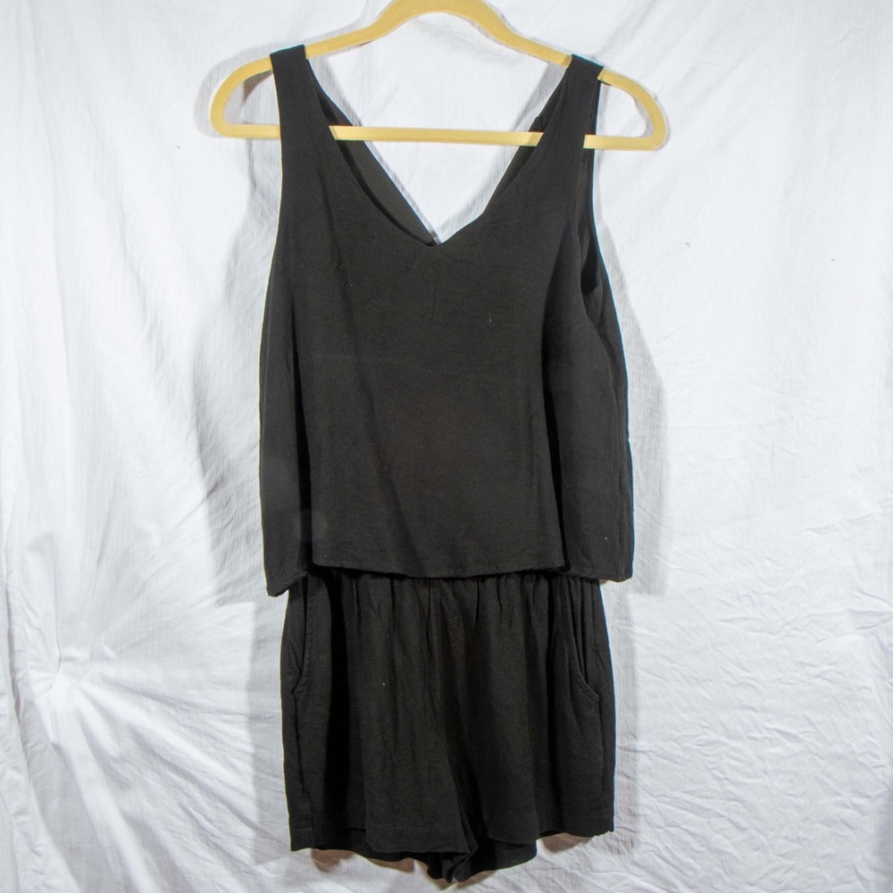 SOLD ❌ Black romper from banana republic